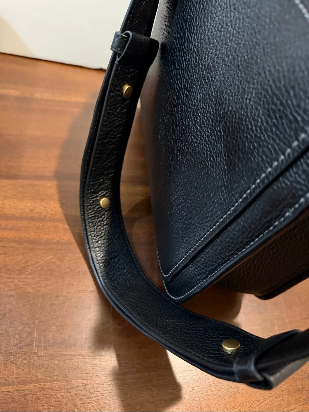 Tory Burch Black Pebbled  Handbag